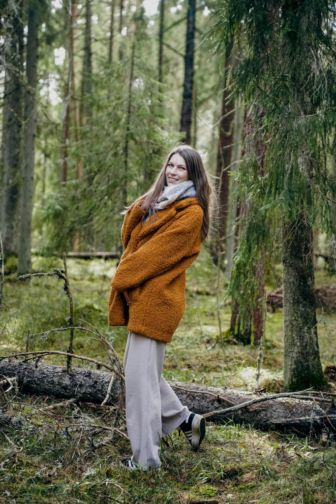 Fotograaf teeb metsas portreesid Lääne - Virumaal
